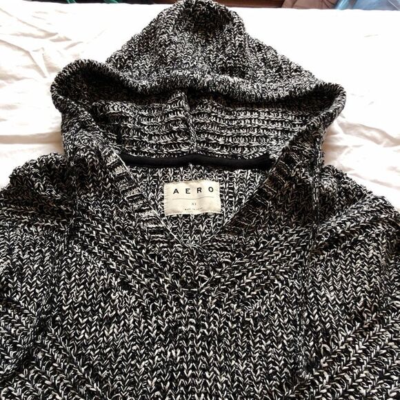 Aeropostale Hooded pullover sweater Black and white knit XS - Picture 4 of 7